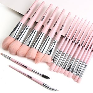 Mangi Brush Set 18 Pcs Pink Color